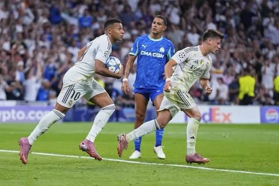 Ρεάλ Μαδρίτης-Μαρσέιγ 2-1: Αγχώθηκε αλλά κρατάει το τρίποντο η βασίλισσα